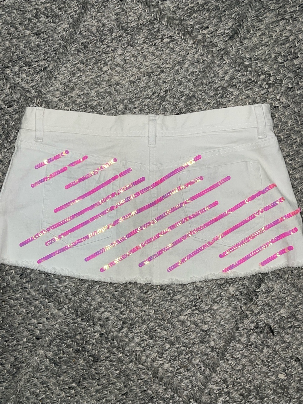Victoria Secret Y2K White Mini Skirt with Pink Sequin Stripe Detail - Picture 3 of 3